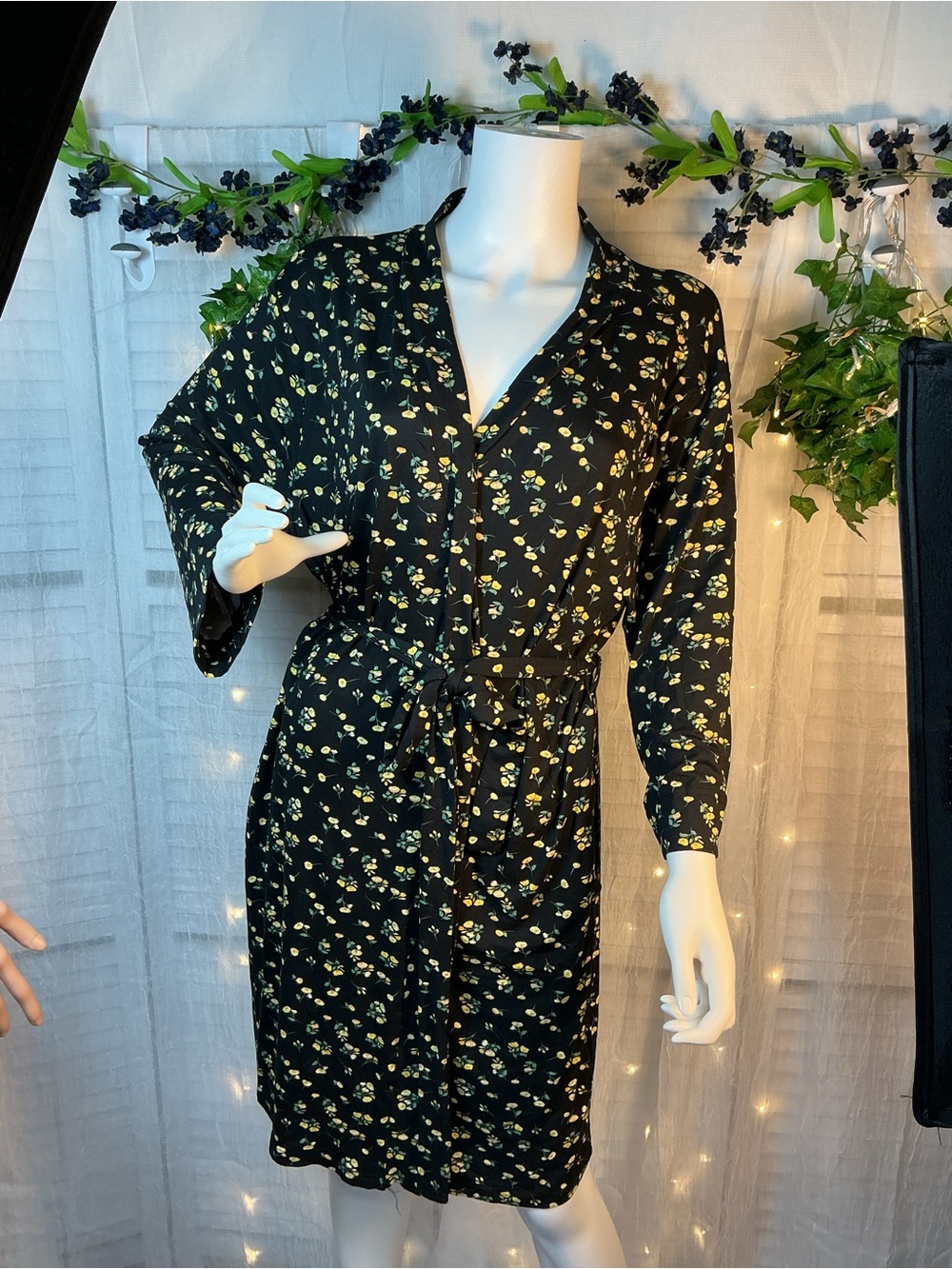 ninexis Women's Black Floral Tie-Waist Wrap Dress